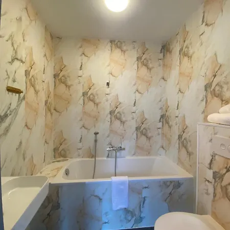 Hotel La Noire - Centre