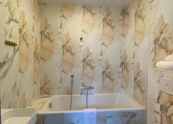 Hotel La Noire - Centre